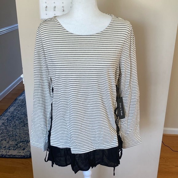 Doe & Rae Tops - Doe & Rae ladies striped tunic style blouse NWT